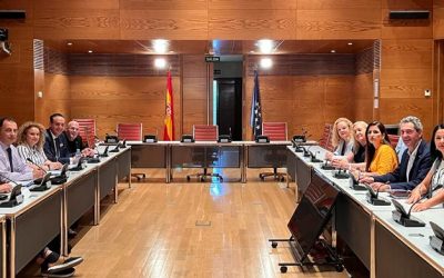 Comunicado Oficial Comisión por el Grado Universitario